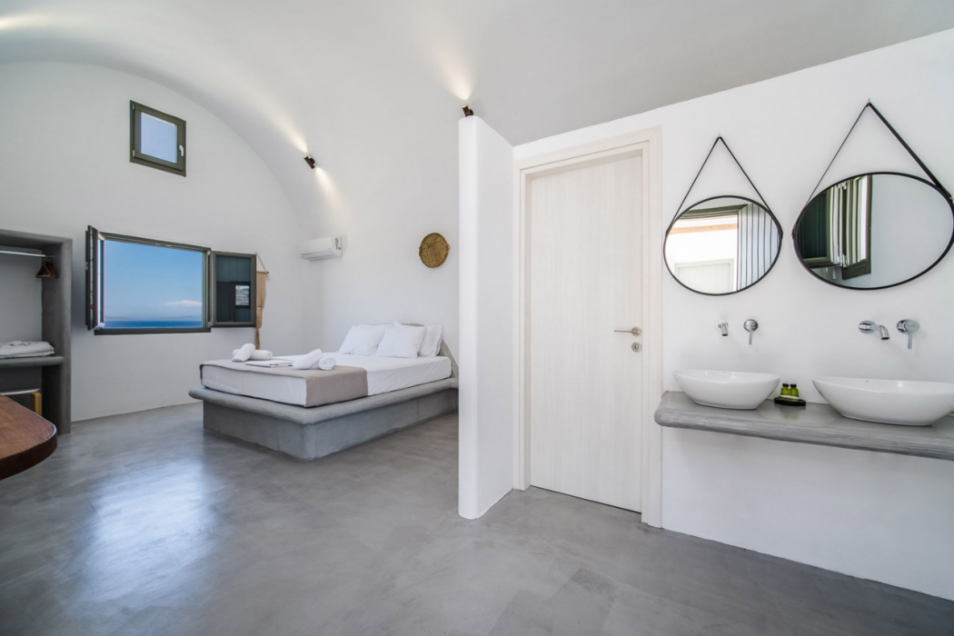 Amethyst Exclusive Suites Oia 21/72