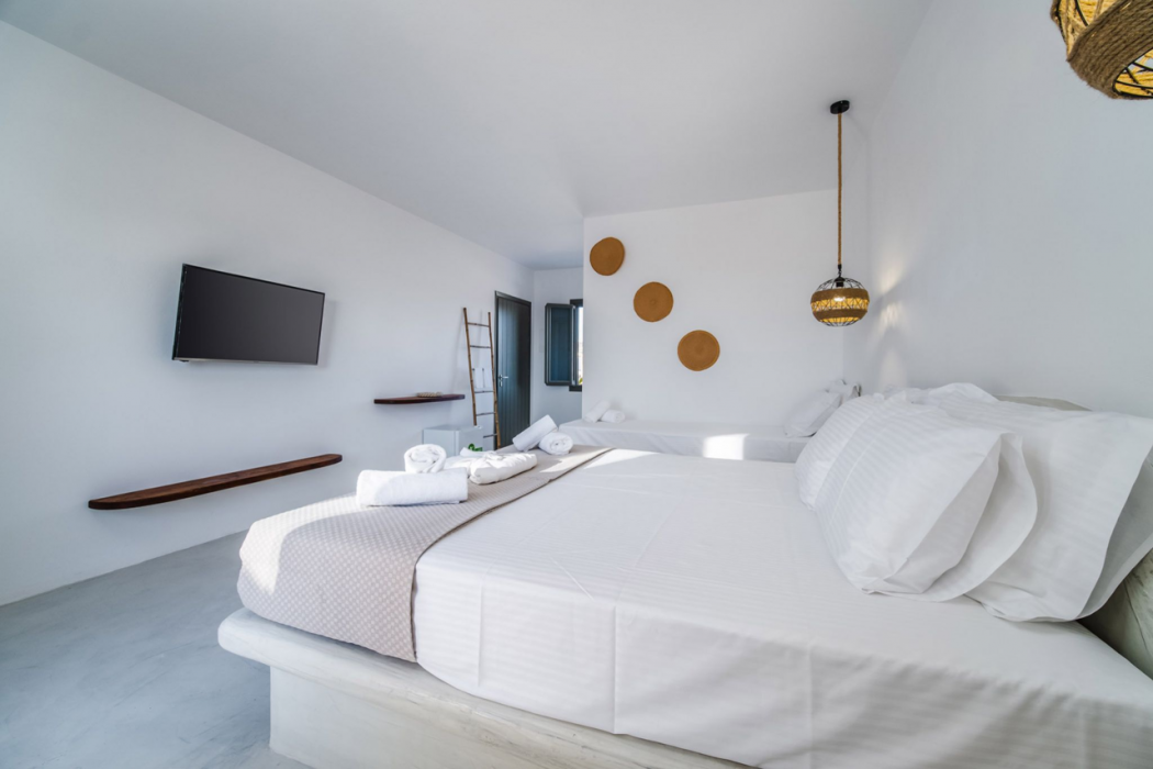 Amethyst Exclusive Suites Oia 29/72