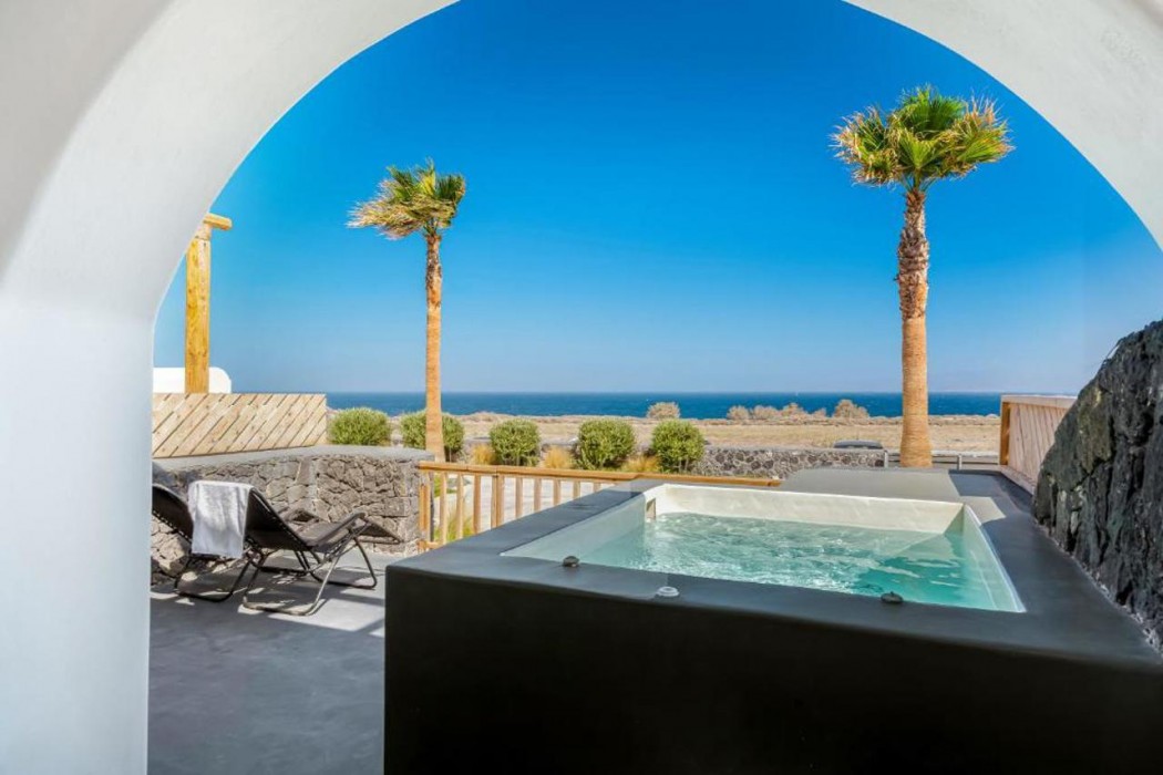 Amethyst Exclusive Suites Oia 45/72
