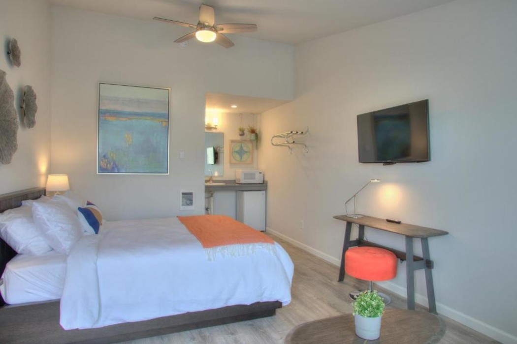 Americas Best Value Inn Ocean Shores 8/25