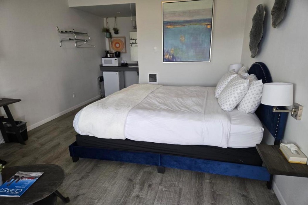 Americas Best Value Inn Ocean Shores 12/25