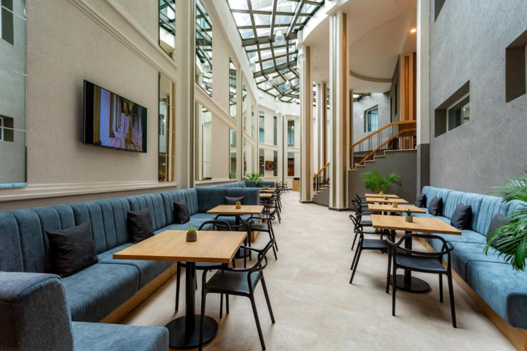 The Gate Hotel City Centre 14/15