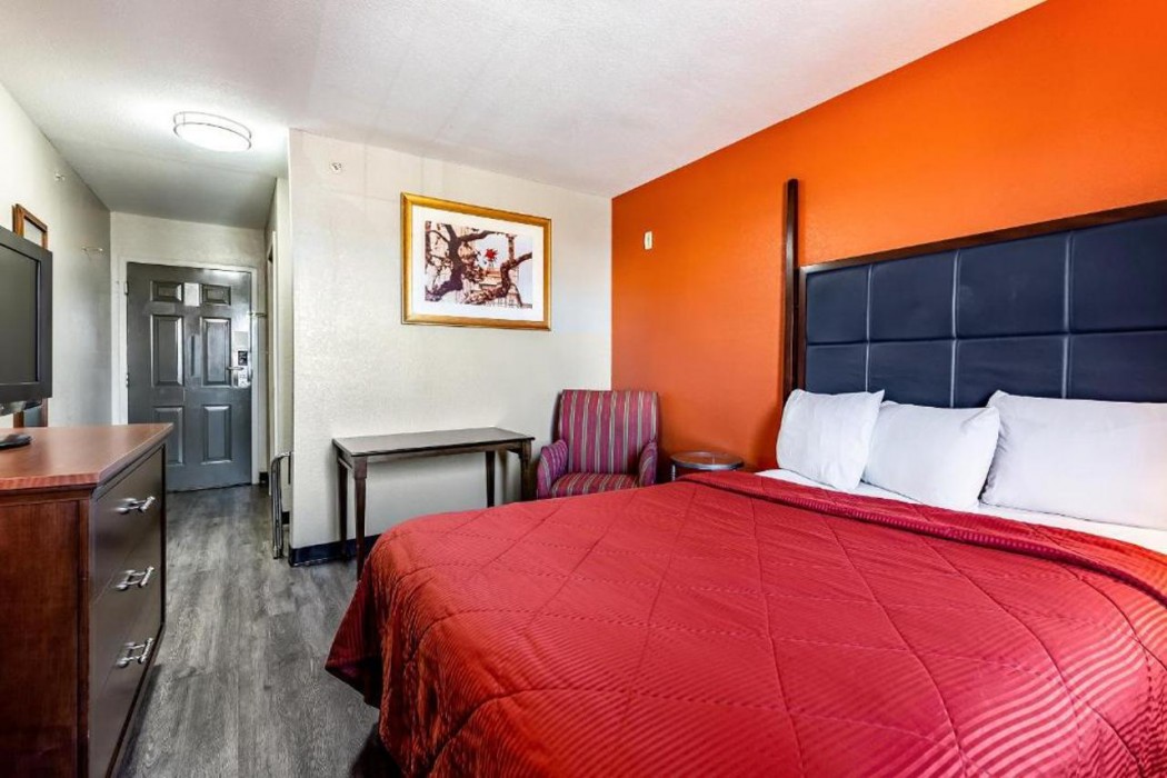 Rodeway Inn Temple, TX 3/10