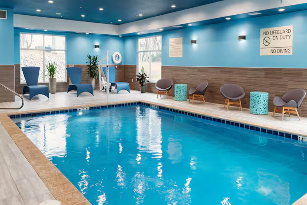 Hampton Inn by Hilton East Peoria 13/22