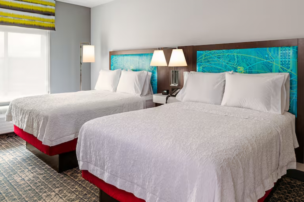 Hampton Inn by Hilton East Peoria 8/22