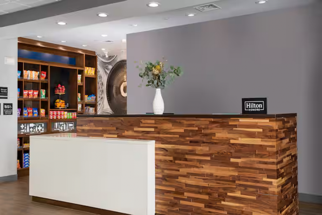 Hampton Inn by Hilton East Peoria 3/22