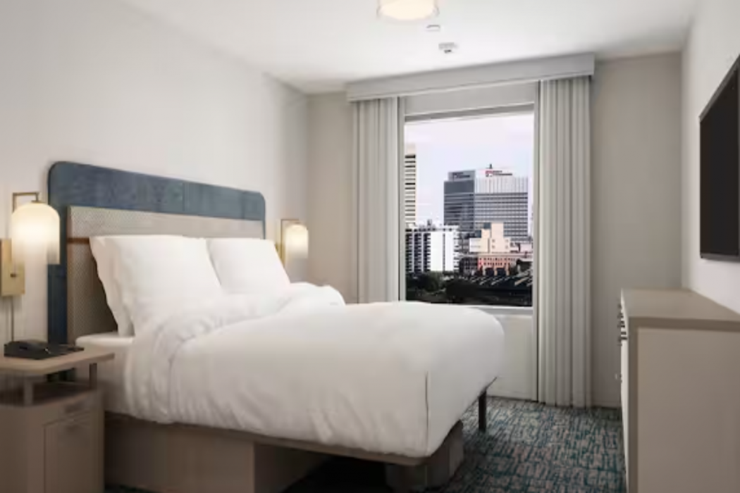 Homewood Suites by Hilton Surrey 13/30