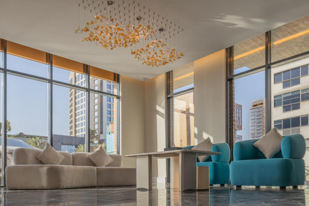 Royal Palace Hotel - Financial District 8/23