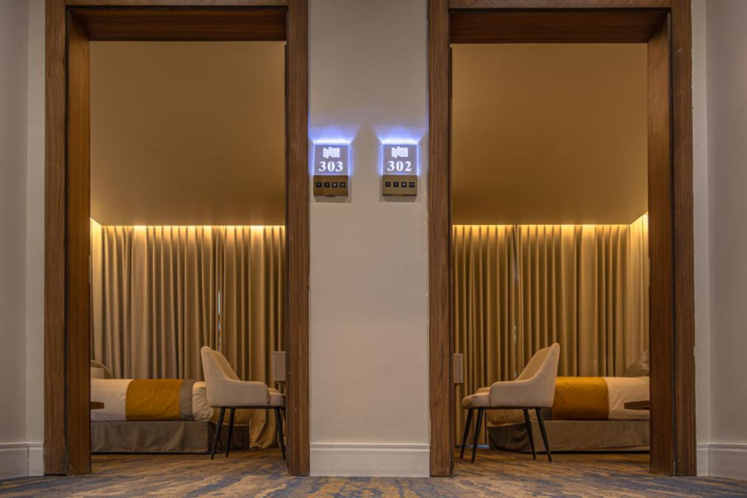 Royal Palace Hotel - Financial District 19/23