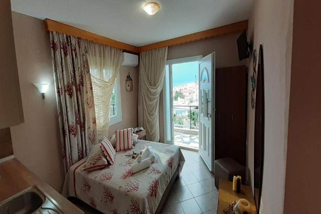 Athanasia Rooms 7/39