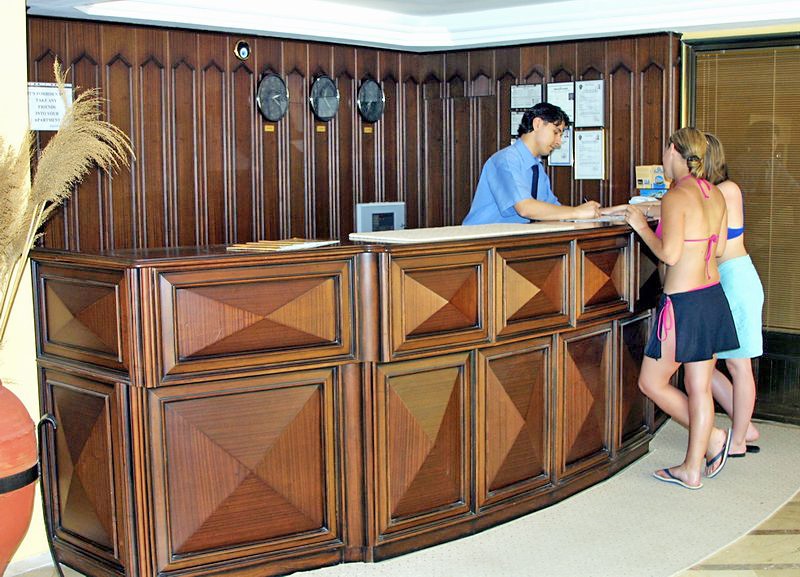 Nazar Hotel 8/41