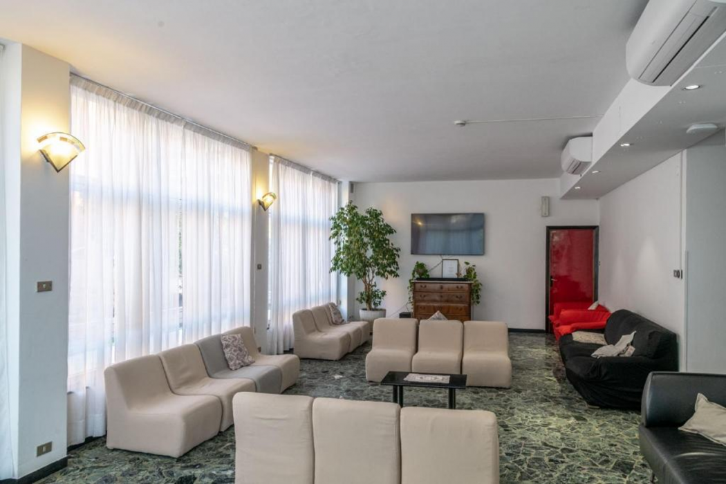 Real Park Hotel 6/37