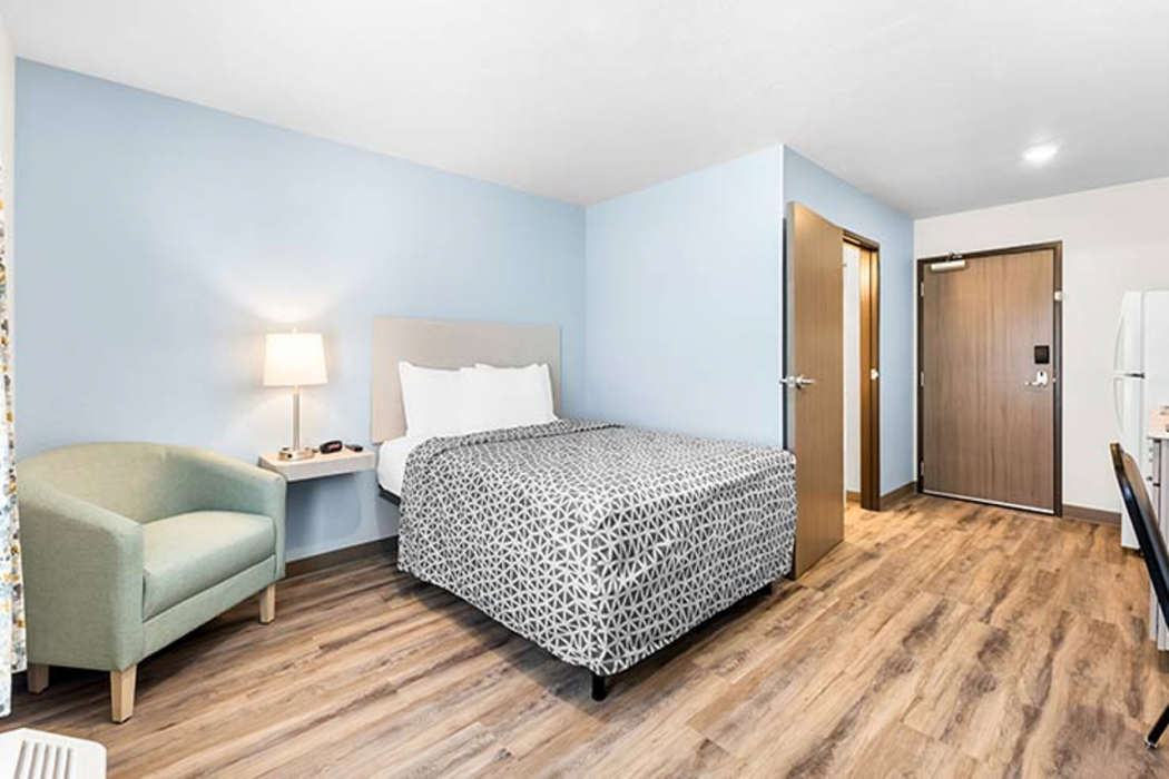 WoodSpring Suites Bluffdale Salt Lake City 12/36