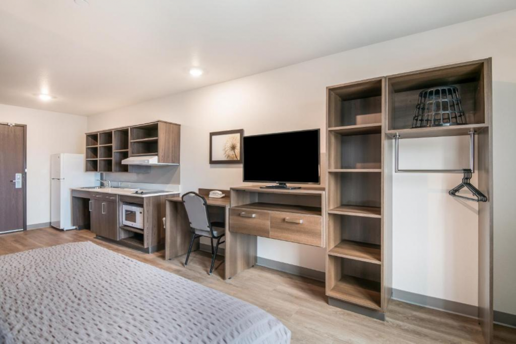 WoodSpring Suites Colorado Springs North - Air Force Academy 15/27