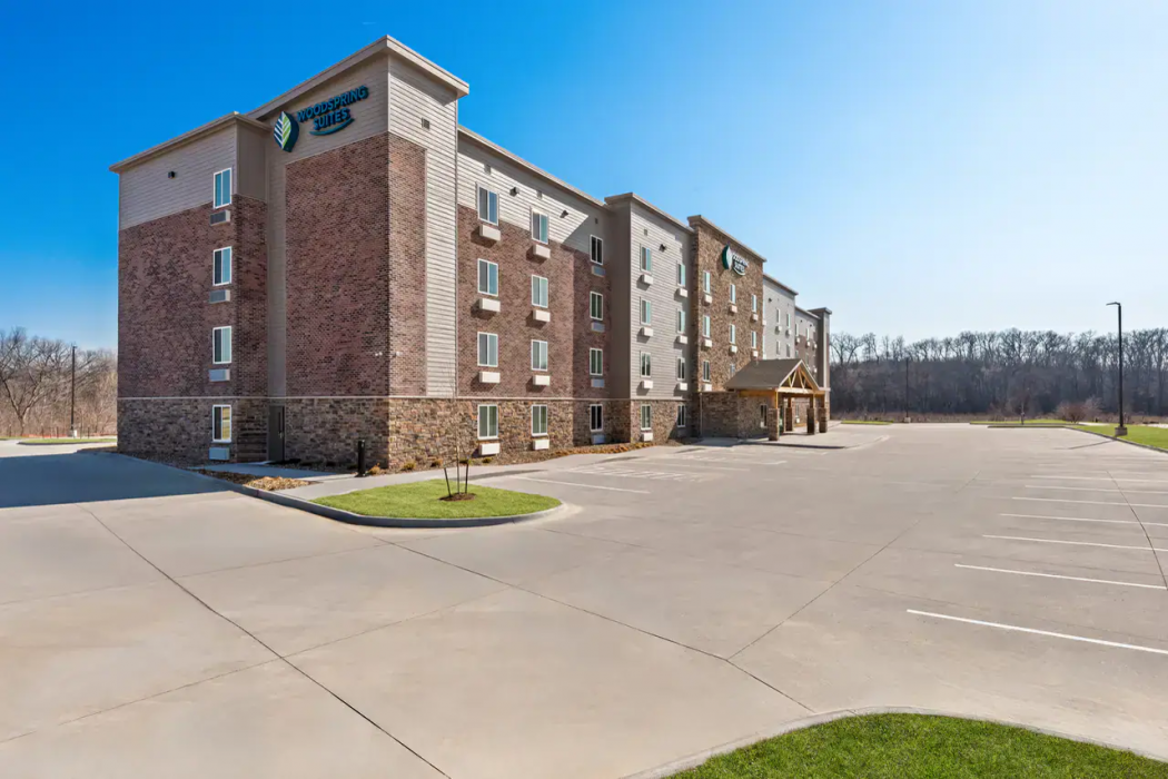 WoodSpring Suites Coralville Iowa City 1/41