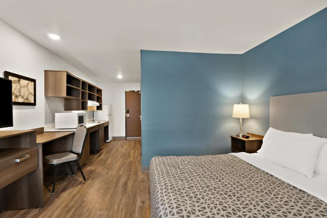 WoodSpring Suites Fort Collins 9/29