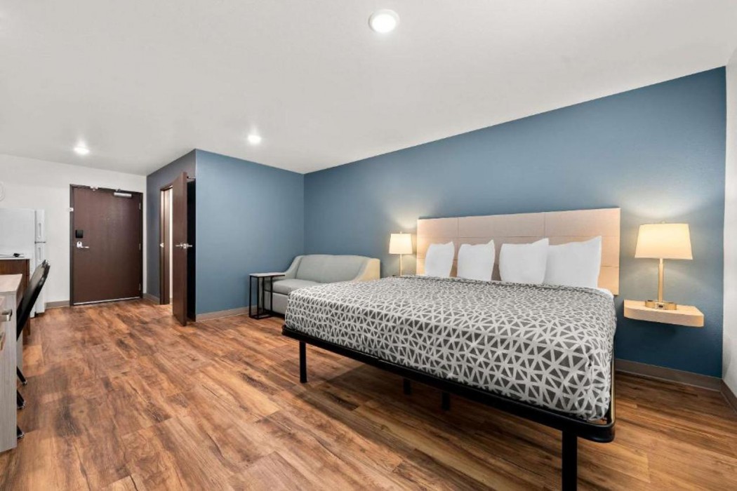 WoodSpring Suites Huntsville - Research Park 13/40