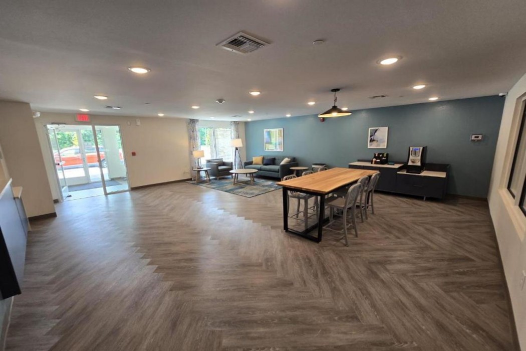 WoodSpring Suites Jackson Hub City 8/63