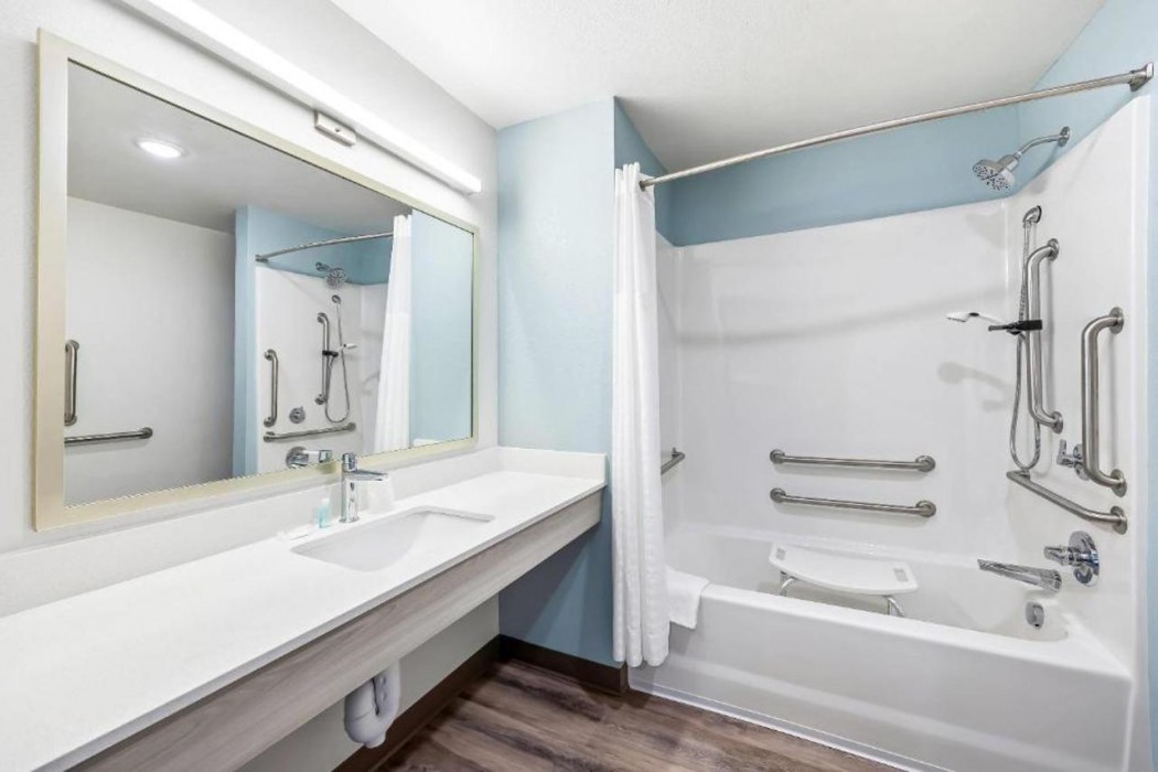 WoodSpring Suites Jackson Hub City 16/63