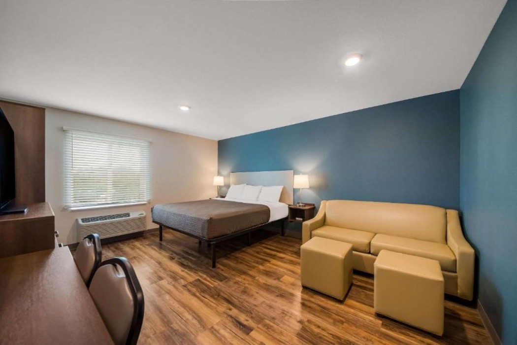 WoodSpring Suites Inverness 18/29