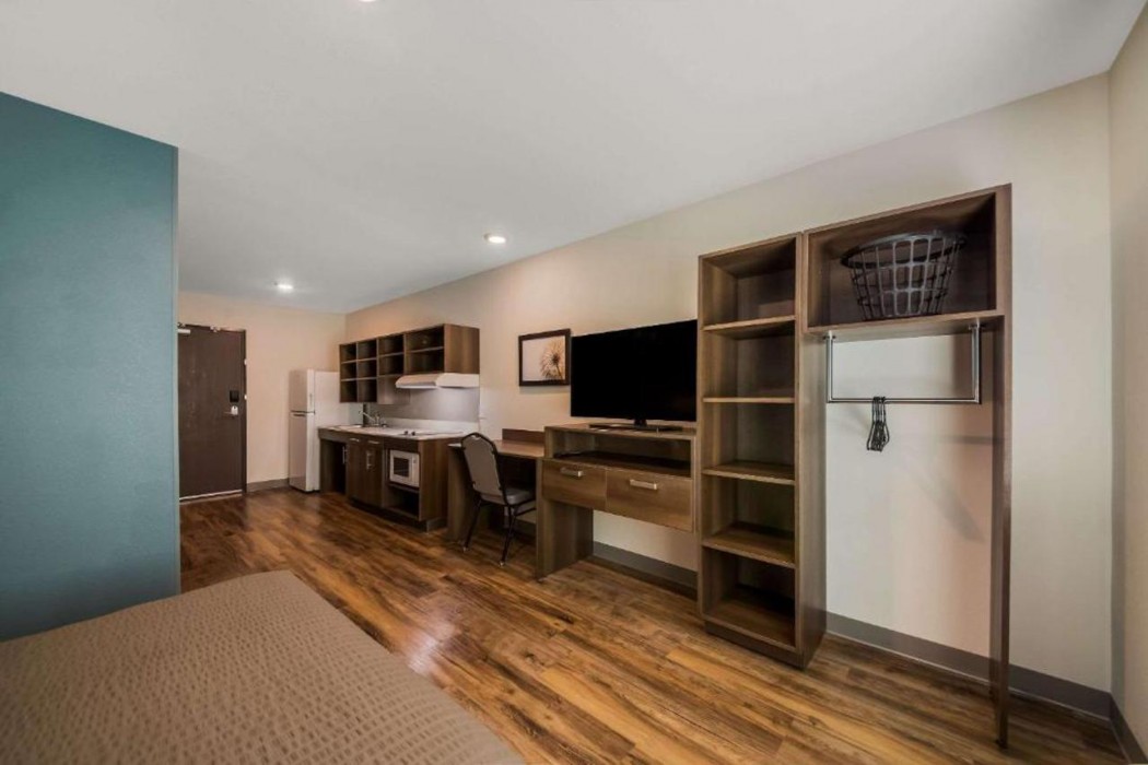 WoodSpring Suites Inverness 9/29