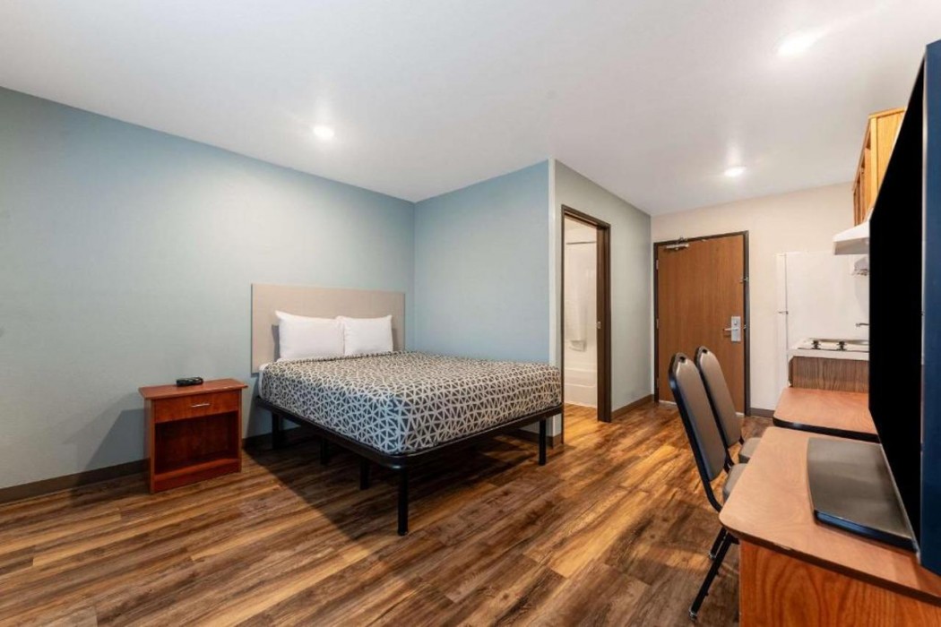 WoodSpring Suites Macon West I-475 13/33