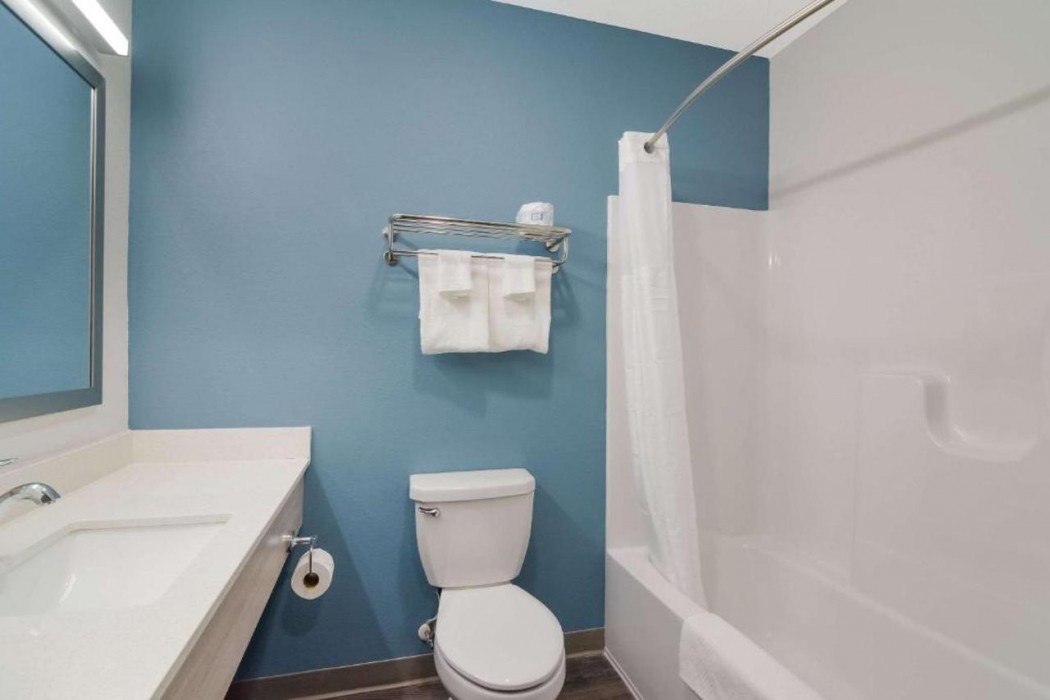 WoodSpring Suites Morrisville - Raleigh Durham Airport 12/35