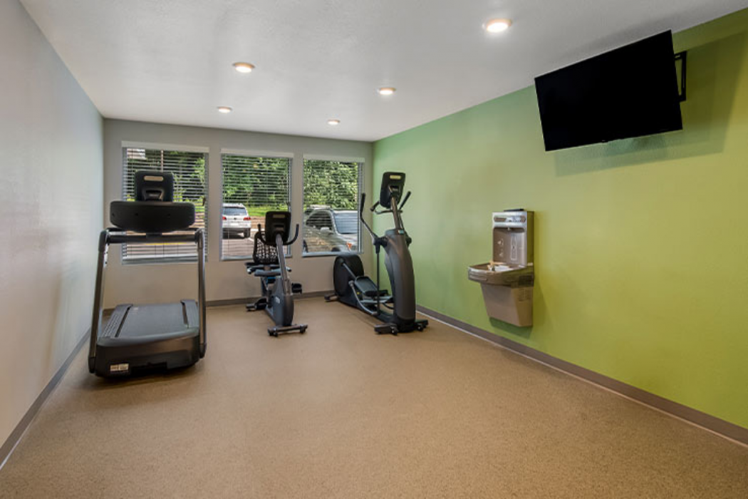 WoodSpring Suites Roanoke 18/27