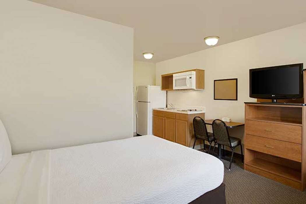 WoodSpring Suites Richmond West I-64 13/34