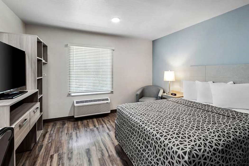 WoodSpring Suites Sumter near Shaw AFB 9/60