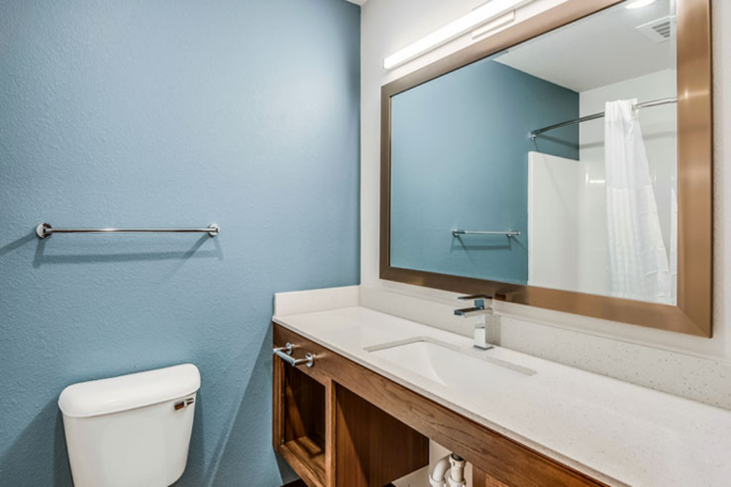 WoodSpring Suites West Des Moines 10/38