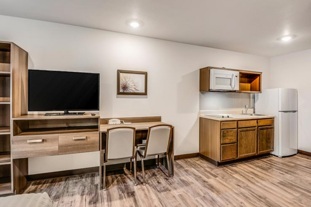 WoodSpring Suites West Des Moines 14/38
