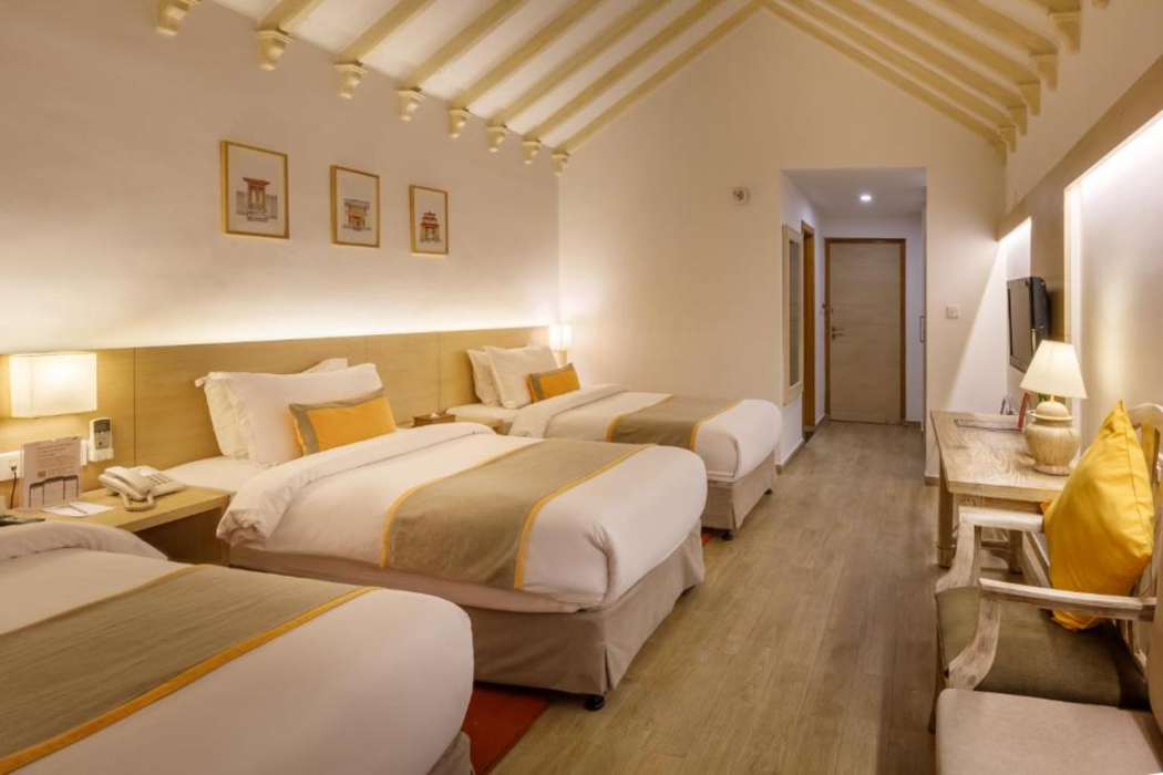Club Himalaya by ACE Hotels 12/68