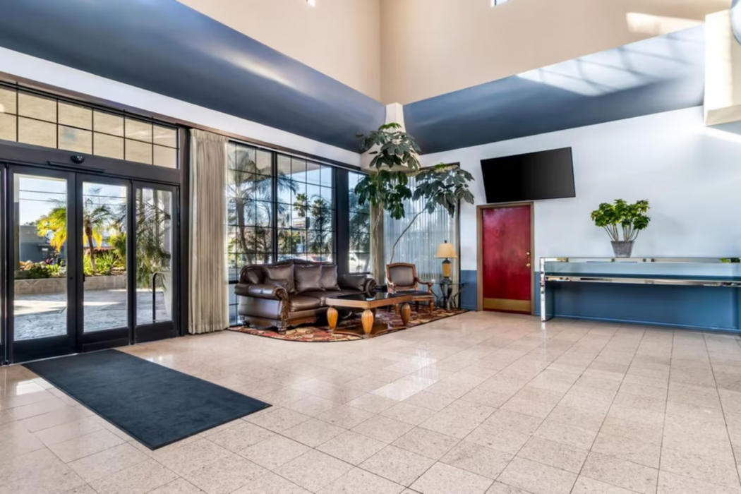 SureStay by Best Western Bakersfield Central 5/60