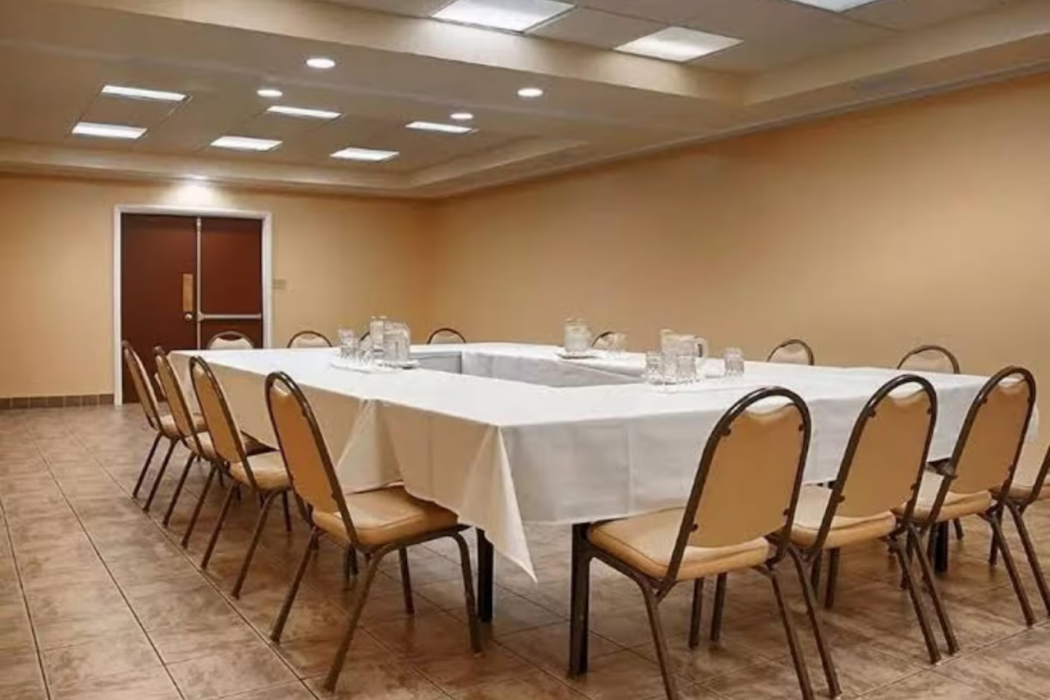 SureStay by Best Western Bakersfield Central 25/60