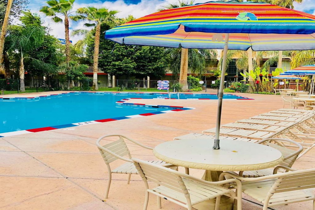 SureStay by Best Western Bakersfield Central 28/60