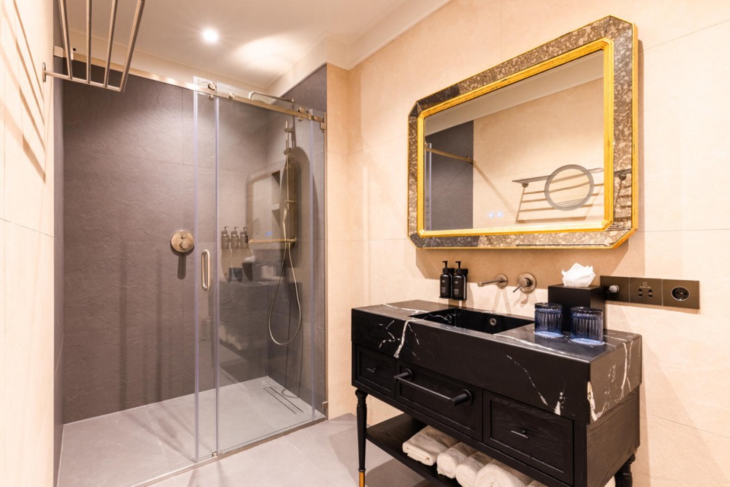 Hotel Indigo Batumi Old Town by IHG 20/66
