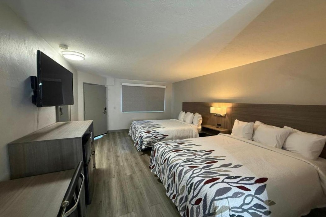 Red Roof Inn Reno - Downtown 13/16