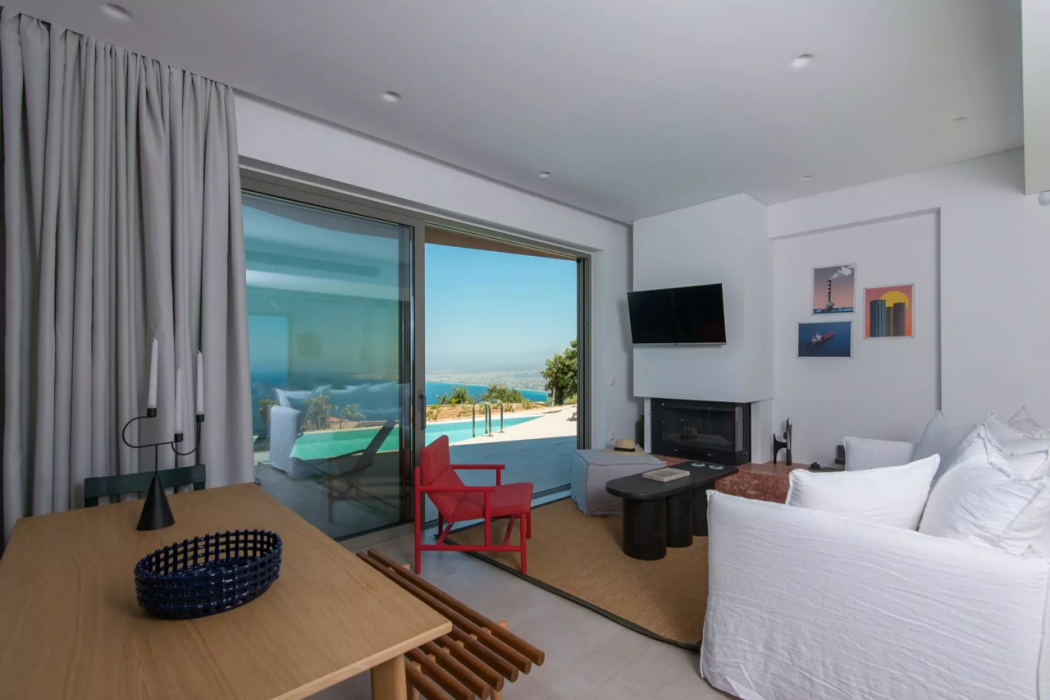 Plethora Luxury Suites 9/29