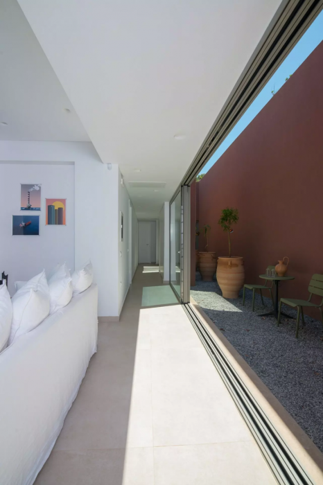 Plethora Luxury Suites 17/29