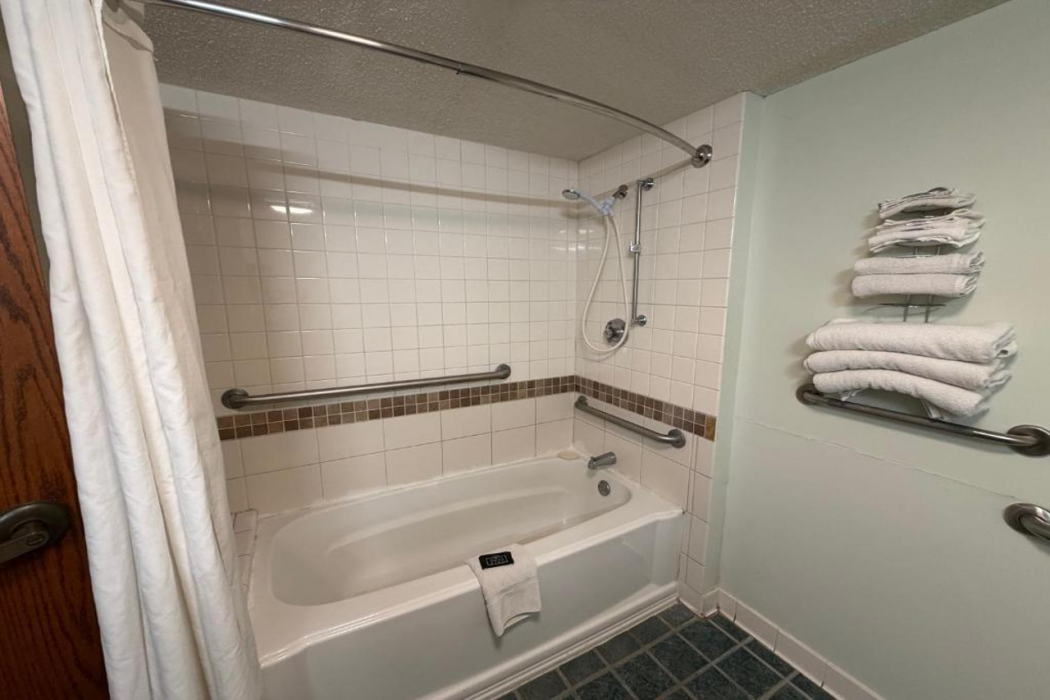 Royal Inn Rockville IN by Hotel O 14/15