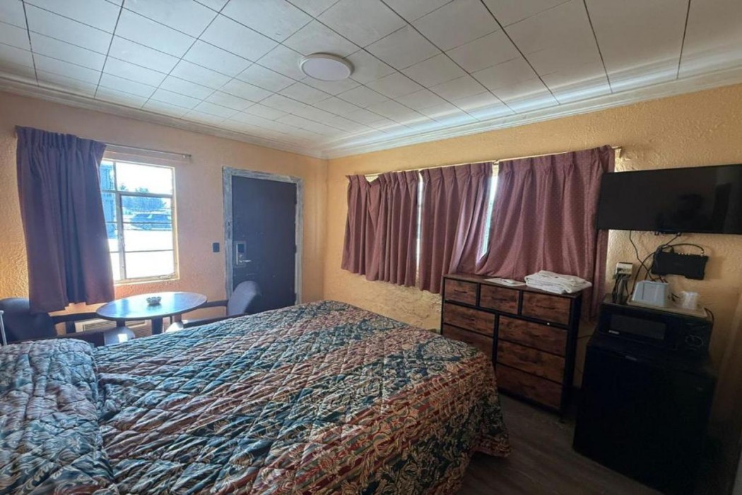 Railroad Inn Amory Near Tupelo MS 13/43