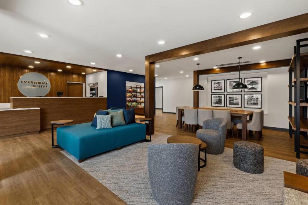 Everhome Suites Denver Airport 4/40