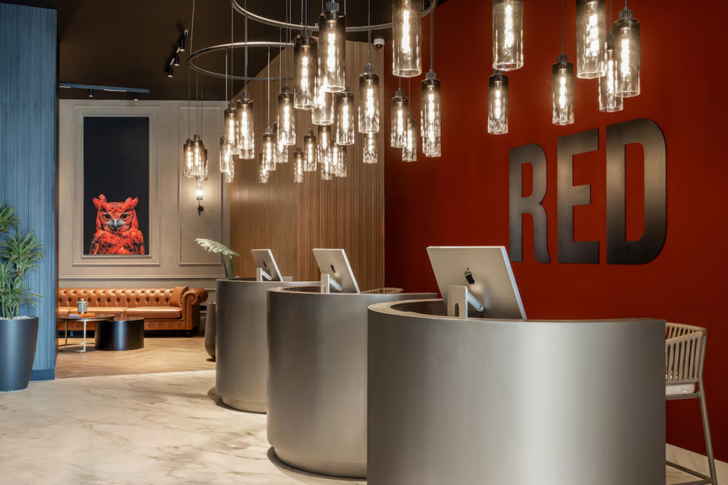 Radisson RED Izmir Point Bornova 29/59