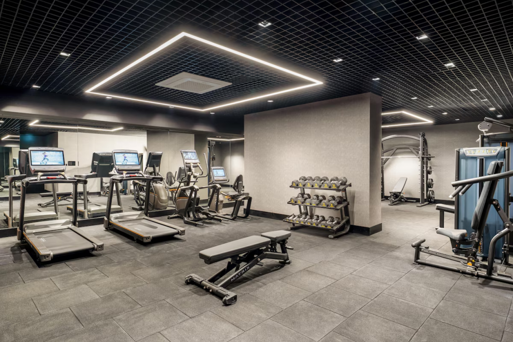 Radisson RED Izmir Point Bornova 33/59
