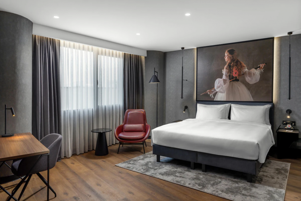 Radisson RED Izmir Point Bornova 9/59