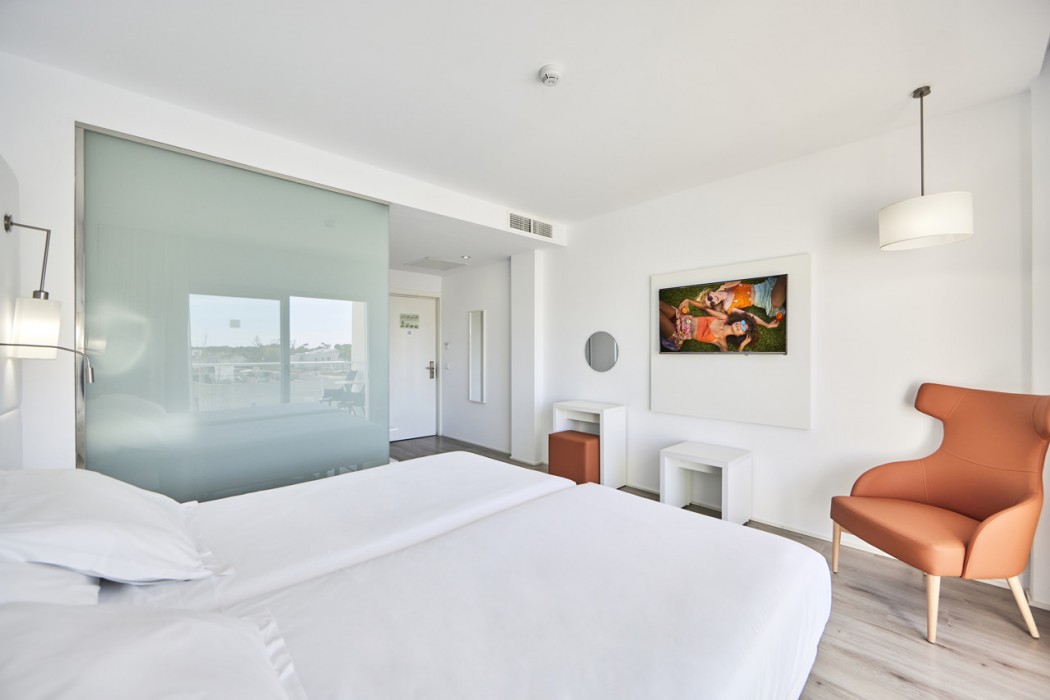Hotel Astoria Playa - Adults Only 12/103