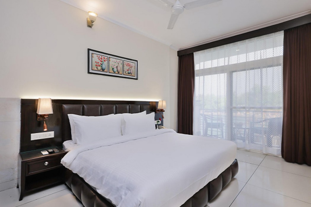 ECKO Hotel Nashik 16/19