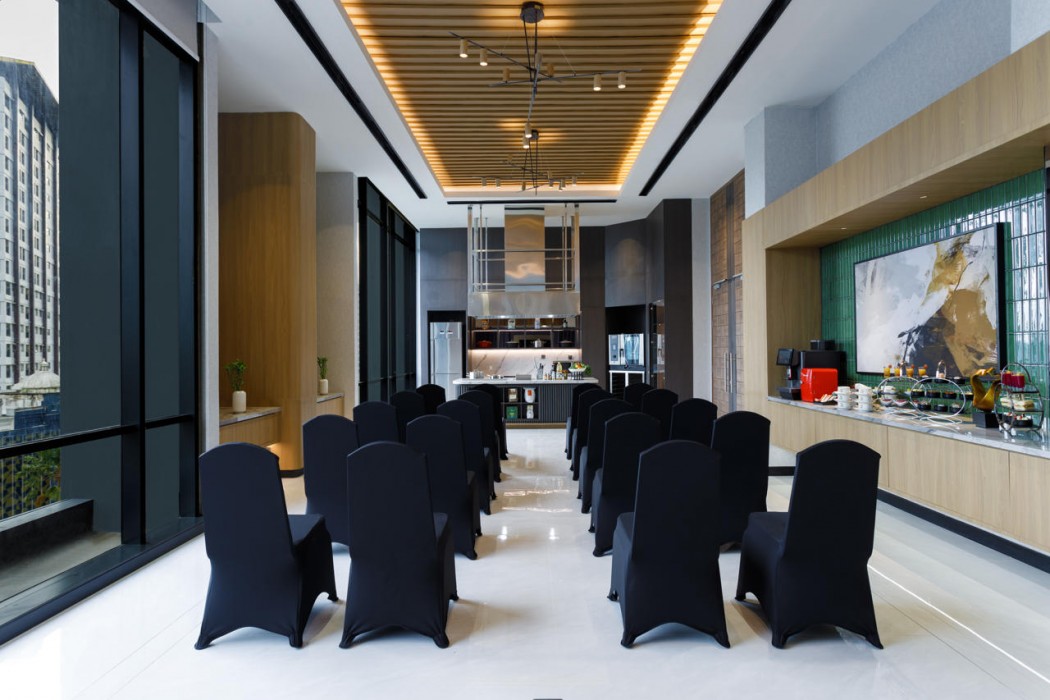 Harris Hotel and Convention Serpong 40/83