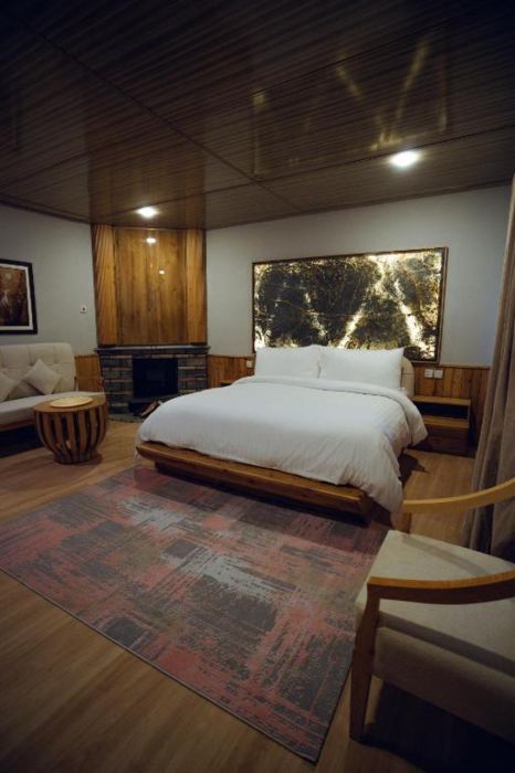 Azure Lagoon Resort 12/51